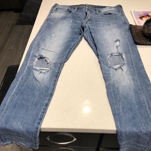 Men’s AE Distressed Slim Fit Jeans